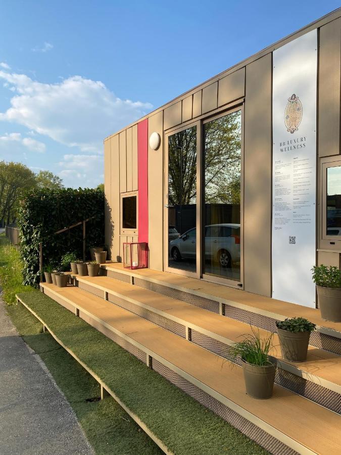 Magnolia House By The River Metlika Exterior foto