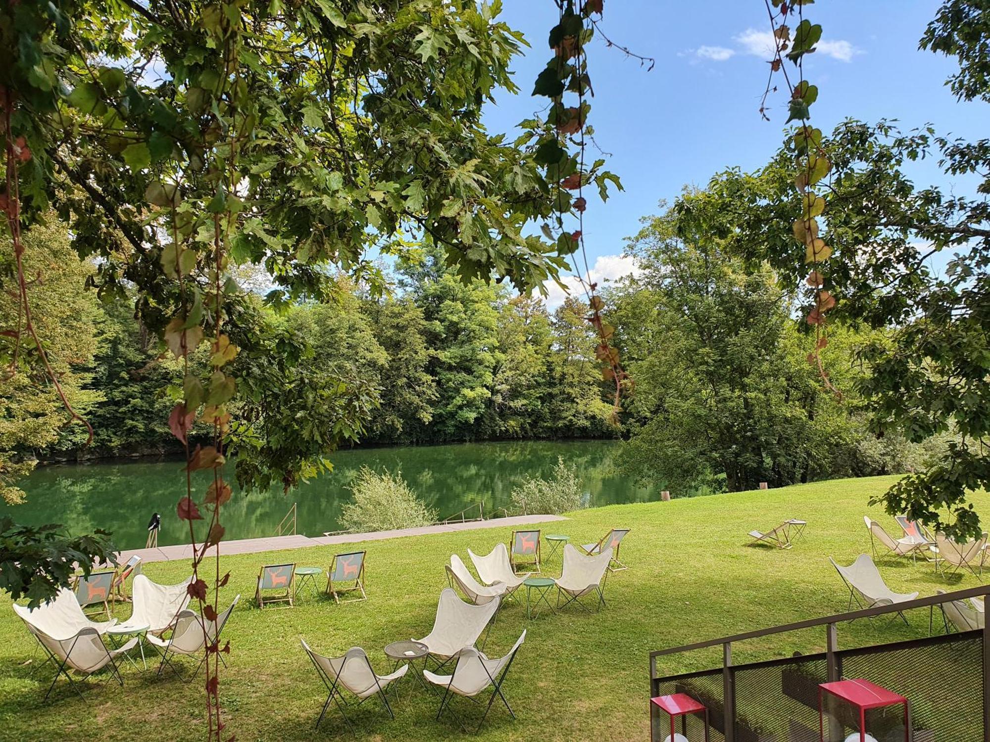 Magnolia House By The River Metlika Exterior foto