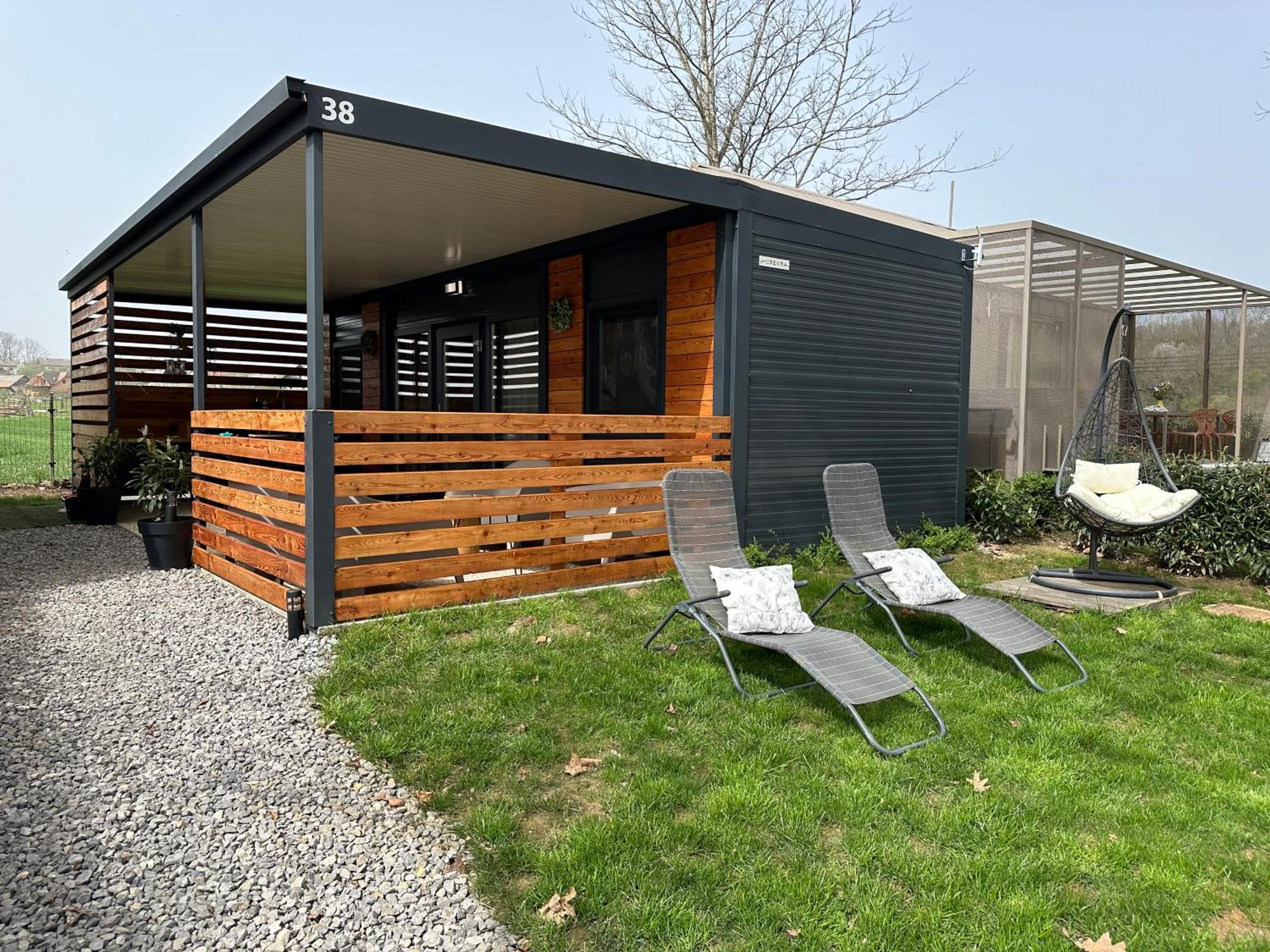 Magnolia House By The River Metlika Exterior foto